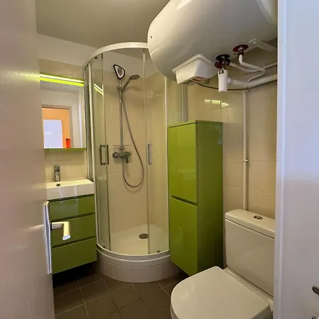 Renovated And Bright - Direct Sea Access *